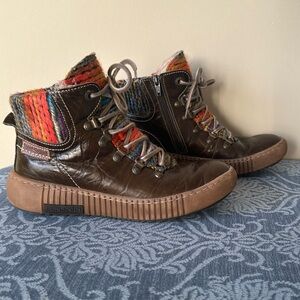 Josef Seibeil Maren Bootie